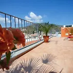 Apartmán Mansarda Garibaldi *