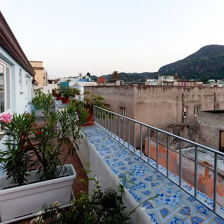 Mansarda Garibaldi Apartmán *